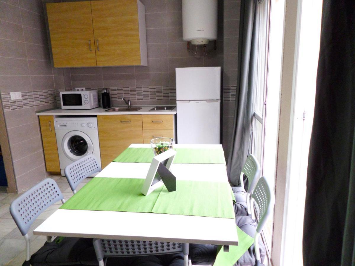 Enjoy Apart. Centro Y Playa Cervantes Malaga Ngoại thất bức ảnh