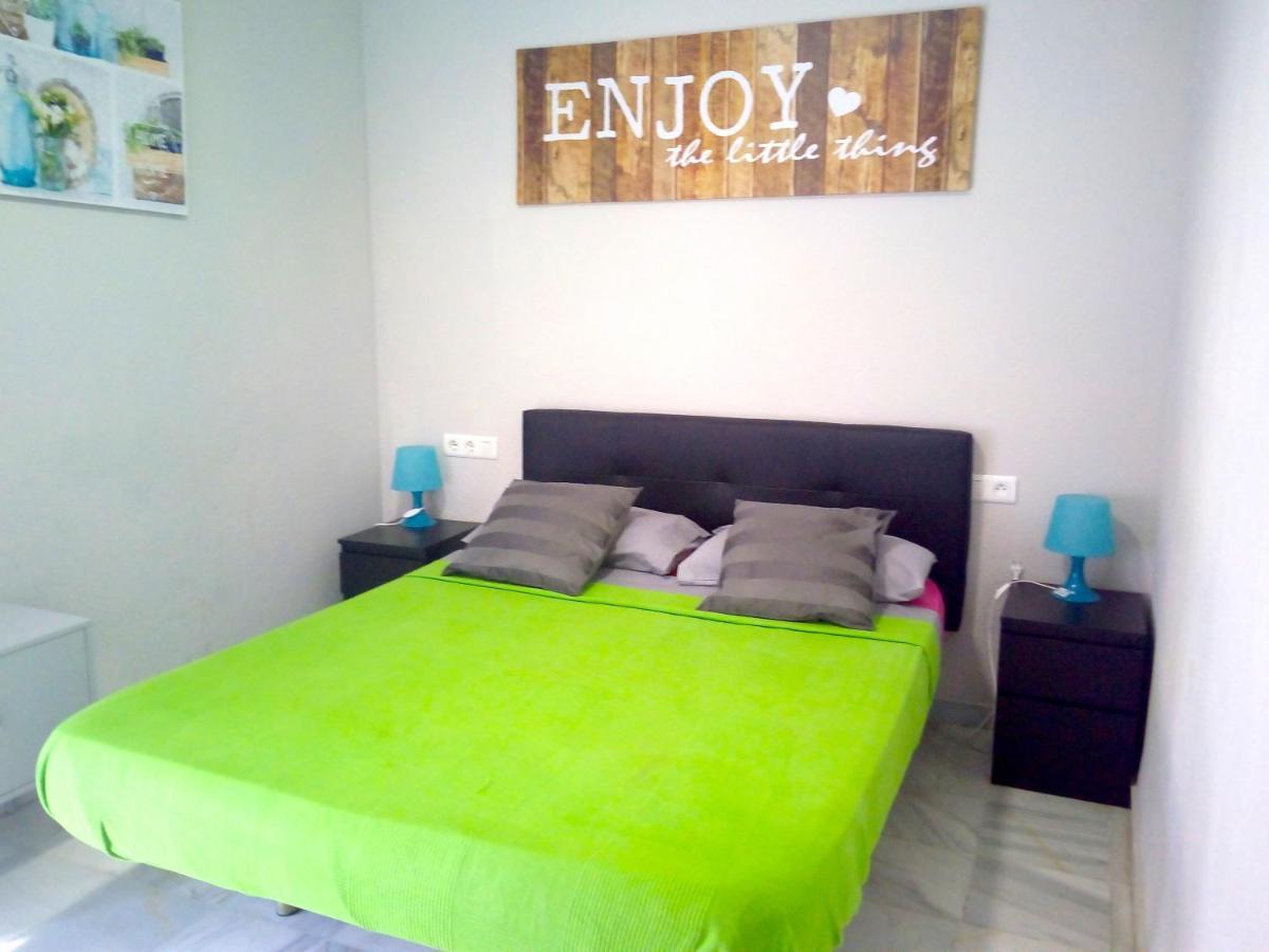 Enjoy Apart. Centro Y Playa Cervantes Malaga Ngoại thất bức ảnh